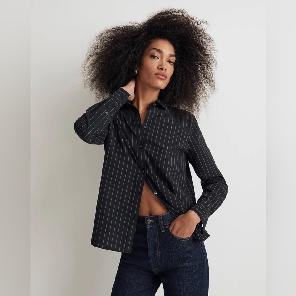 Madewell Signature Poplin Button-Up Shirt in Pinstripe